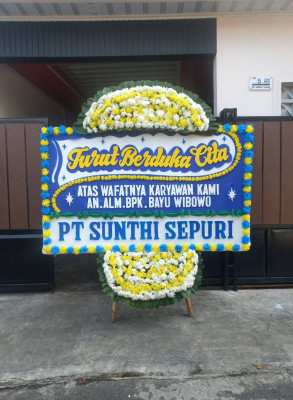 Papan Bunga Duka di Kapalo Koto Dibalai